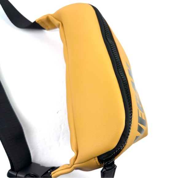 Expression NYC Park Avenue Vegan Yellow Mustard Belt Bag Brand New - Picture 4 of 12
